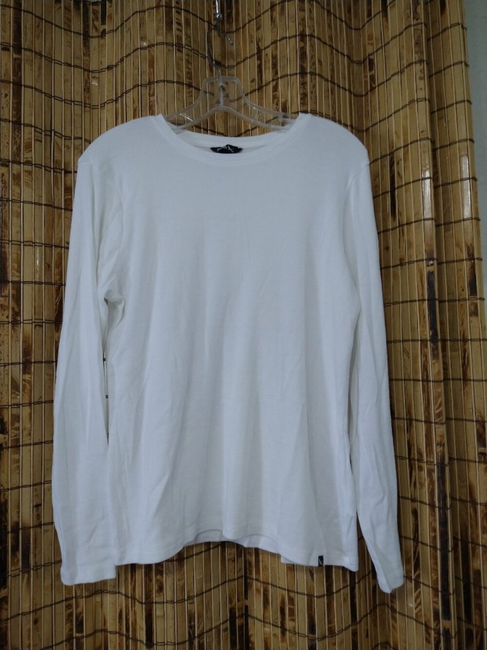 Eddie Bauer White Long Sleeve Crewneck Basic Tee Size Large